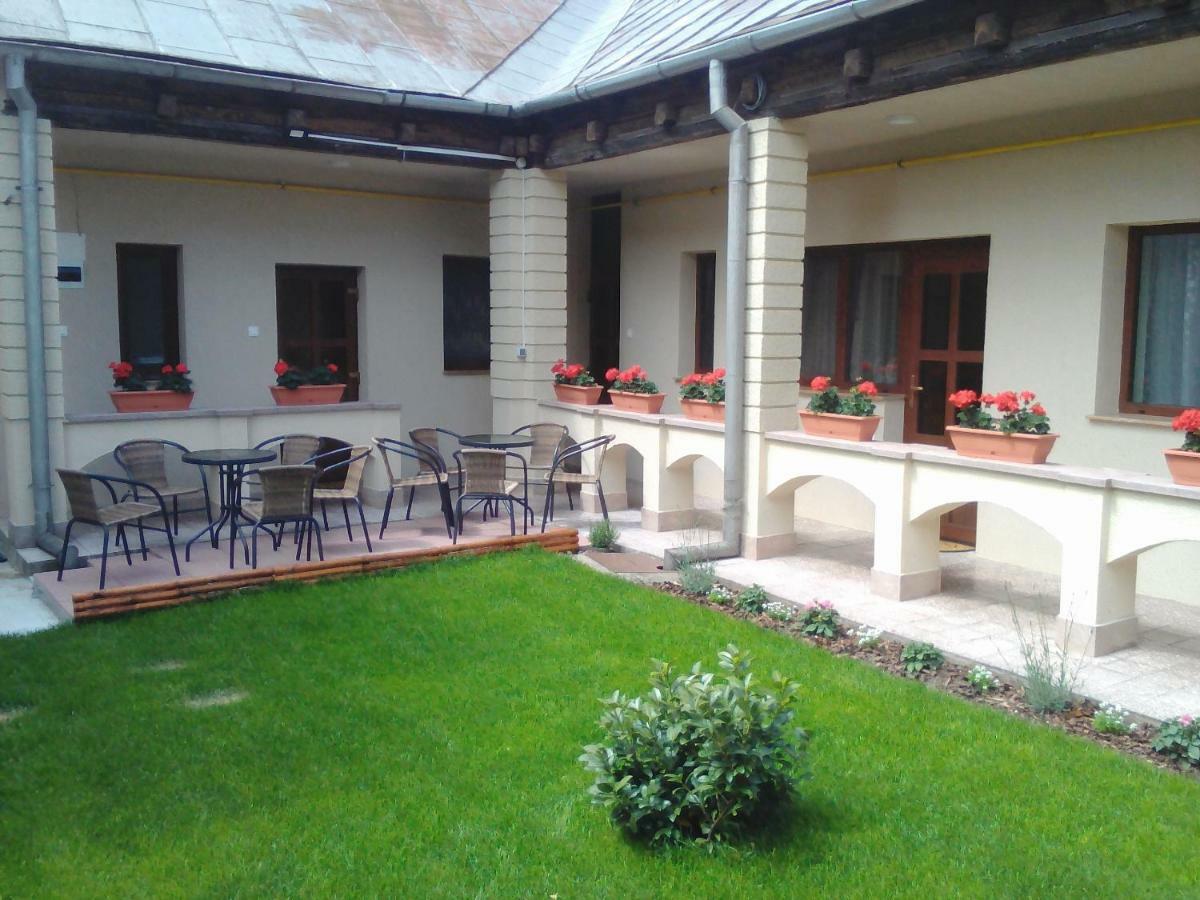 Casa Transilvania Oradea Luaran gambar